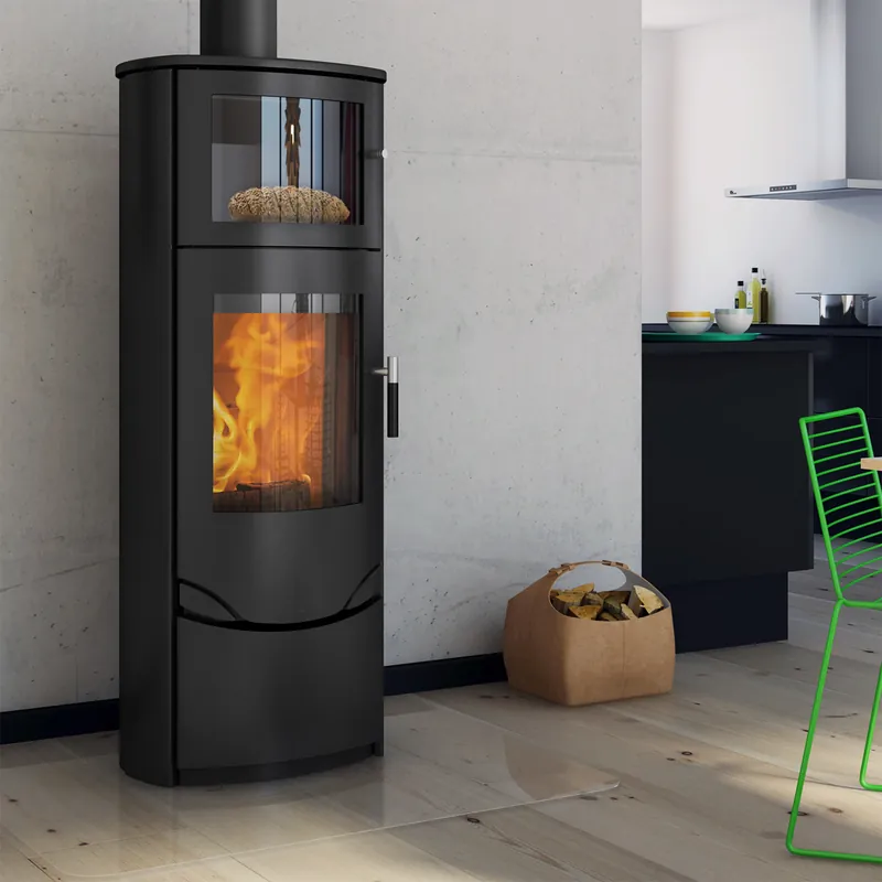 Lotus Prio 7 Kaminofen Stahl Schwarz mit Backfach, RR hinten od. RR oben Geprüft