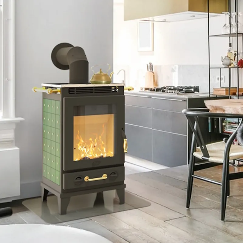 Kracherpreis Fireplace FLORENZ Kaminofen Keramik Grün