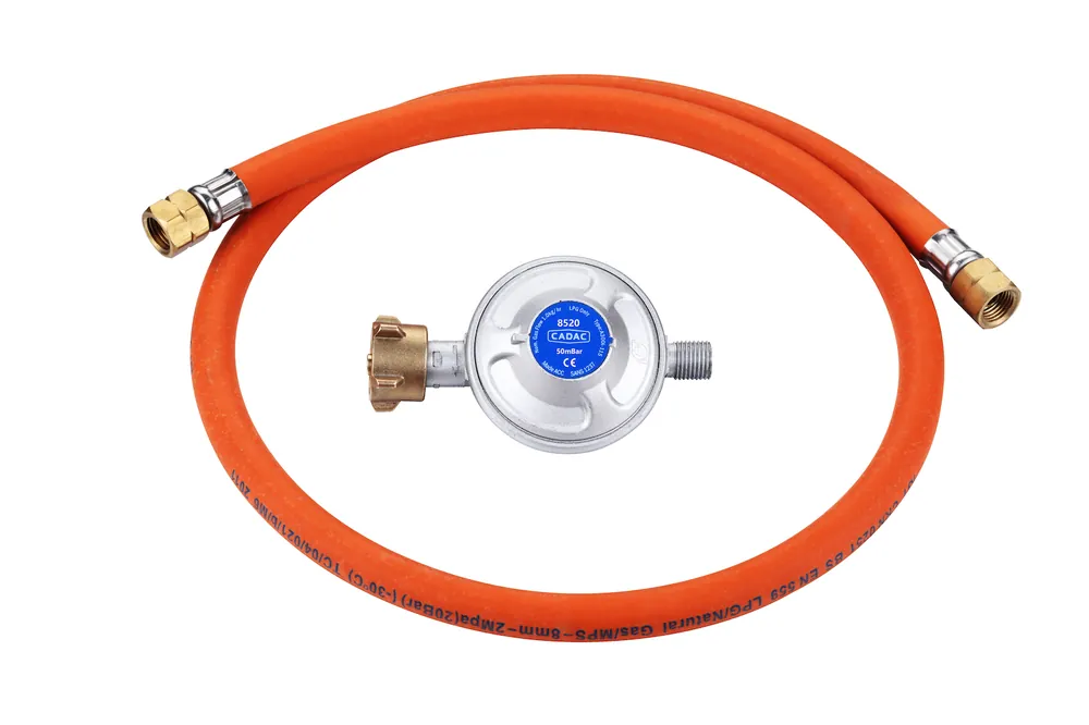 Aktuell Cadac Gasdruckregler Universalregler 50mbar inkl. Schlauch 1/4‘‘ BSP Linksaußengewinde