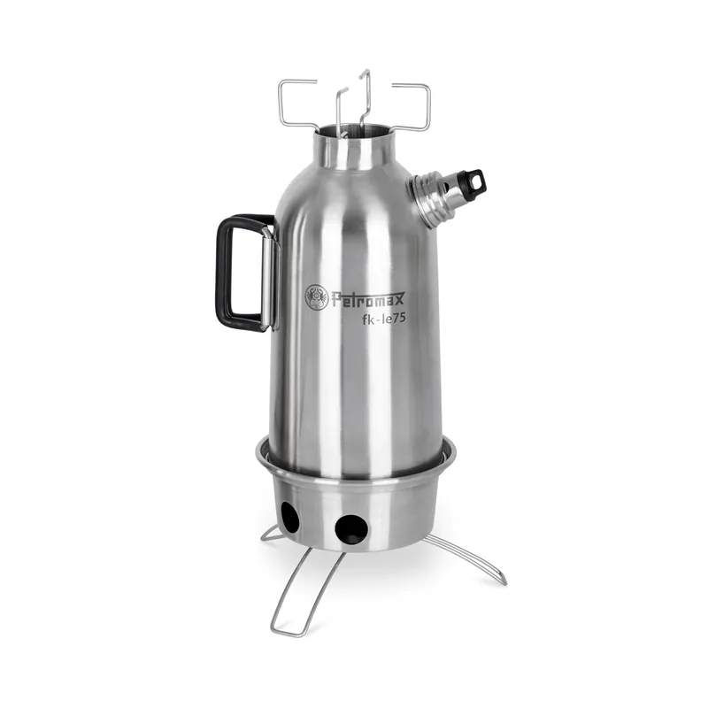 Petromax Feuerkanne fk-le75 aus Edelstahl 0,75 Liter Wasserkocher mit integriertem Kochaufsatz Angebot