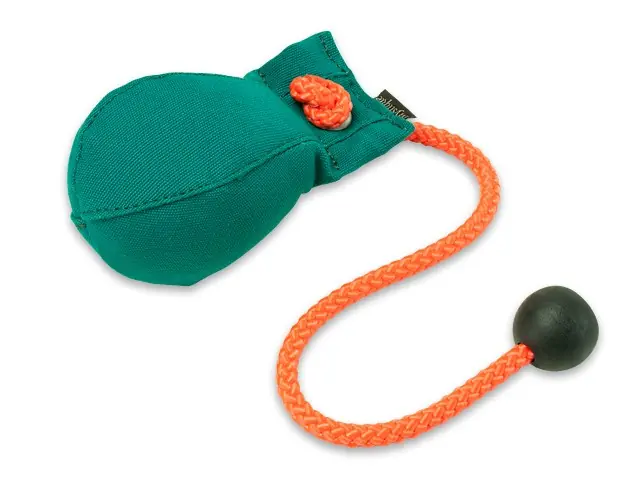 Markenware Mystique Mystique Dummy Ball aus Canvas Stoff, Durchmesser 6,5cm, 150g, Grün
